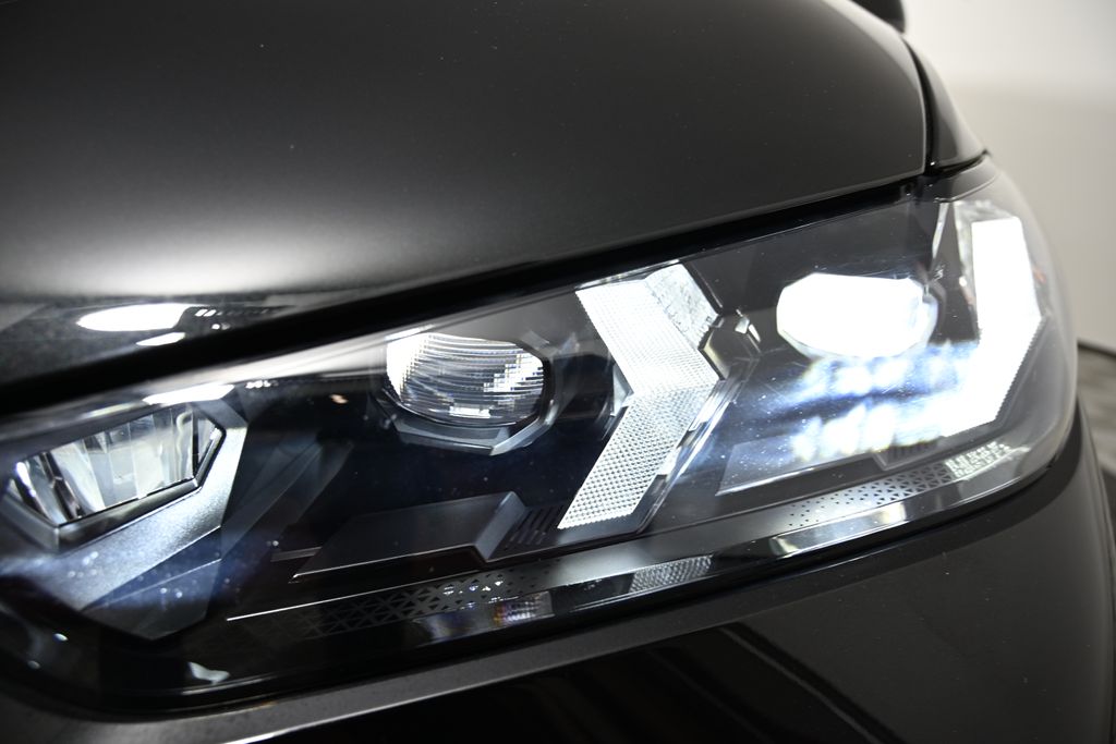 Thumbnail: 2024 BMW X5 - 9