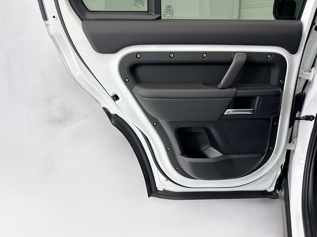 Thumbnail: 2026 Land Rover Defender - 25