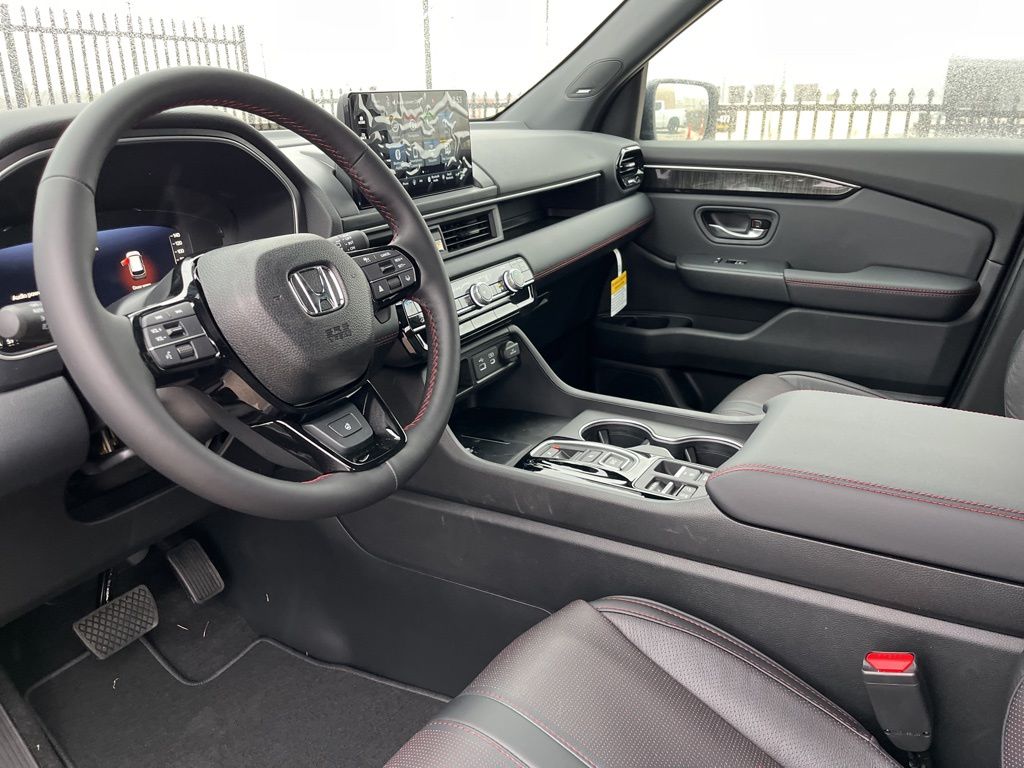 Thumbnail: 2025 Honda Pilot - 11