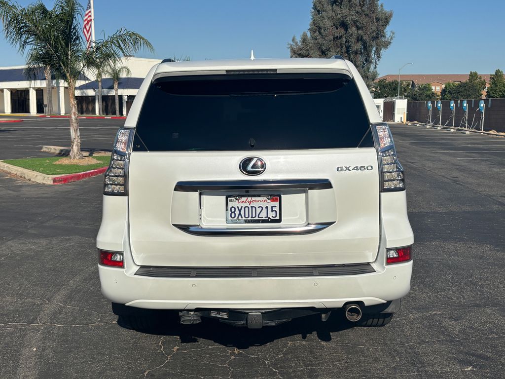 Thumbnail: 2021 Lexus GX - 6