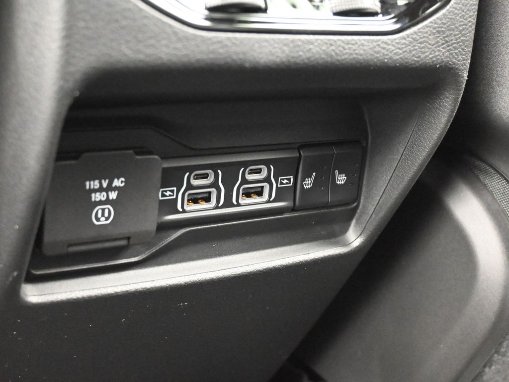 New 2025 Silver Zynith Jeep Limited image 31