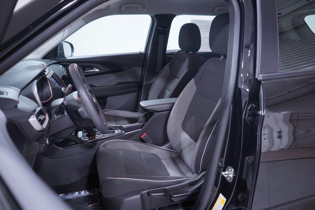 Thumbnail: 2021 Chevrolet TrailBlazer - 7