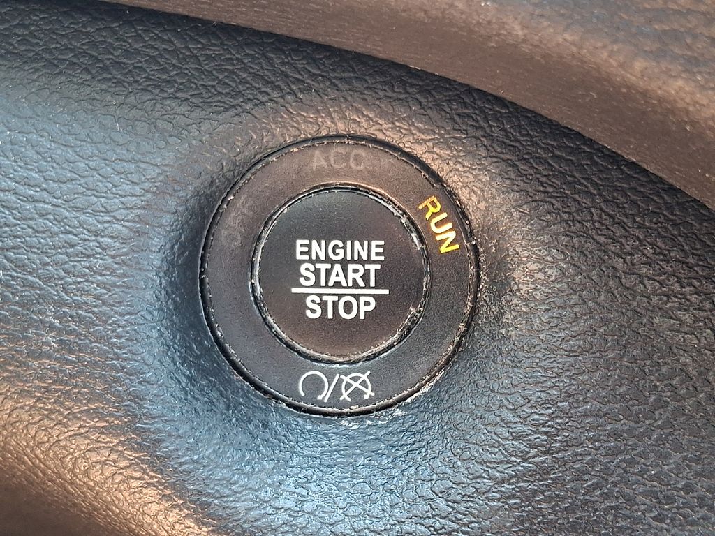 Used 2020 Jeep Cherokee SUV