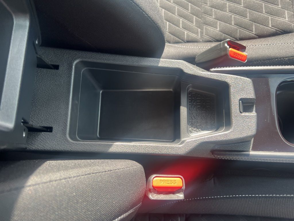 2022 Nissan Kicks SV photo