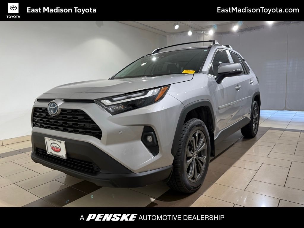 Thumbnail: 2024 Toyota RAV4 - 1