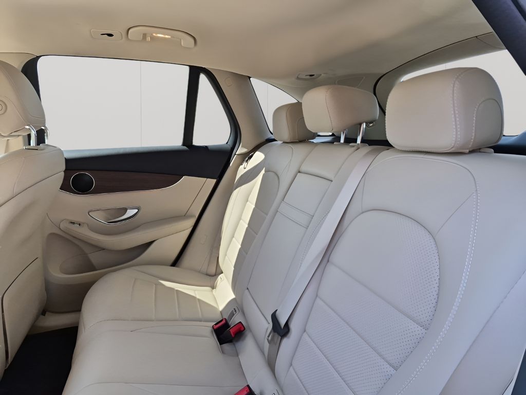 Used Car 2022 Mercedes-benz Glc  Glc 300 For Sale Under $35,000 In Austin, Texas