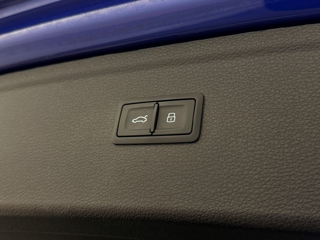 2022 Audi SQ5 Premium Plus 27