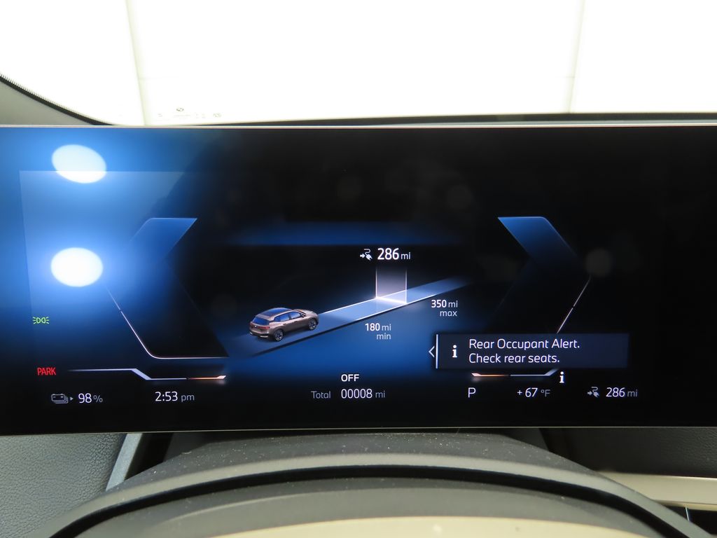 2025 BMW iX xDrive50 31
