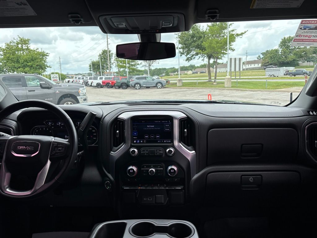 Used 2021 GMC Sierra 1500 Elevation with VIN 1GTU9CEDXMZ385461 for sale in Kansas City