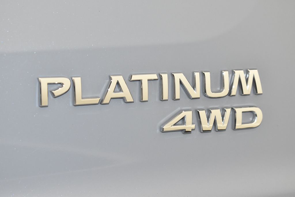 Thumbnail: 2023 Nissan Pathfinder - 9