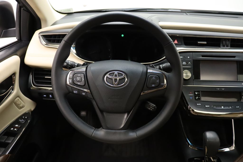 Thumbnail: 2013 Toyota Avalon - 23