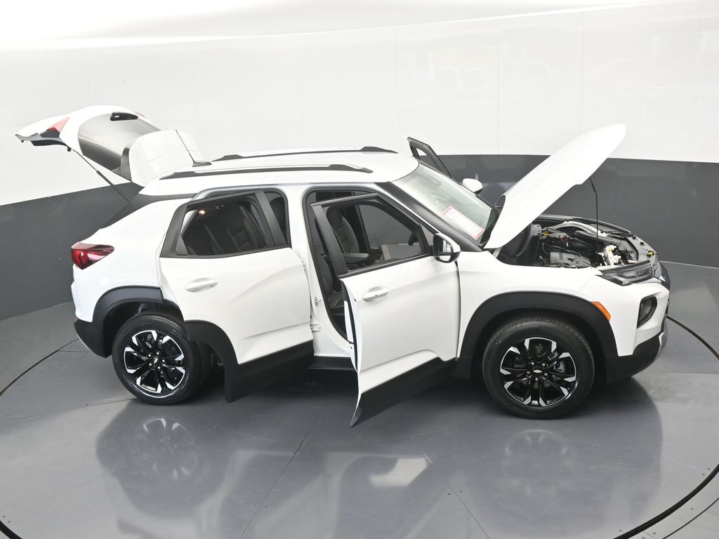 Used 2022 Summit White Chevrolet LT image 34