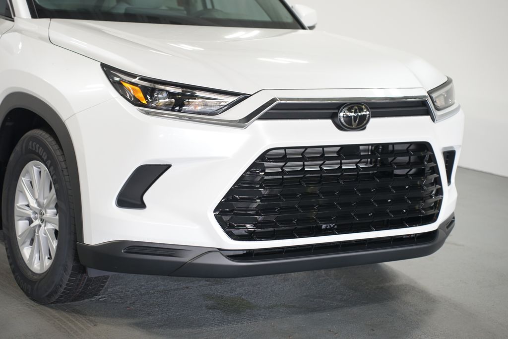 Thumbnail: 2026 Toyota Grand Highlander - 4