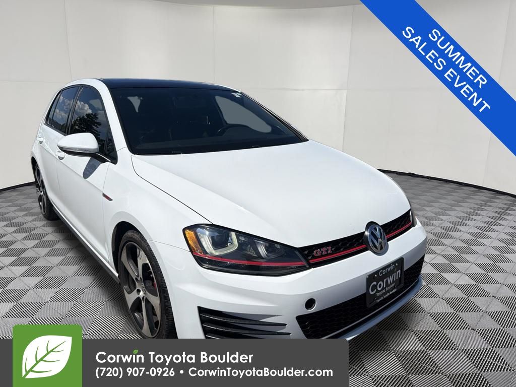 2017 Volkswagen Golf GTI 2.0T SE 4-Door FWD    