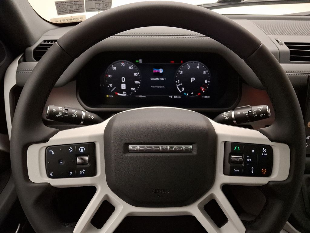 2025 Land Rover Defender 110 12
