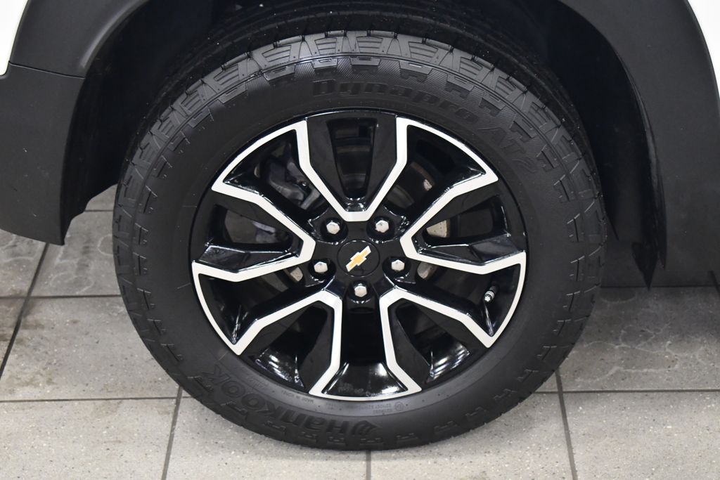 Thumbnail: 2023 Chevrolet TrailBlazer - 13