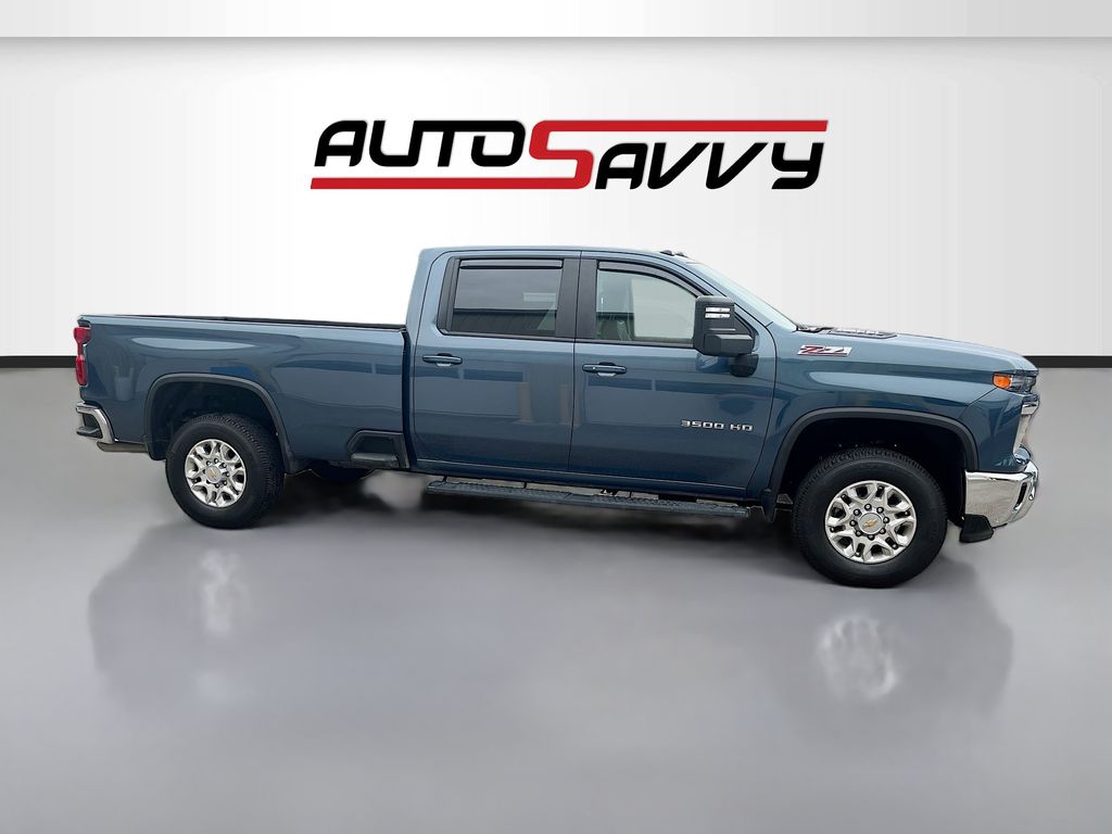 Used 2025 Blue Chevrolet LT image 8