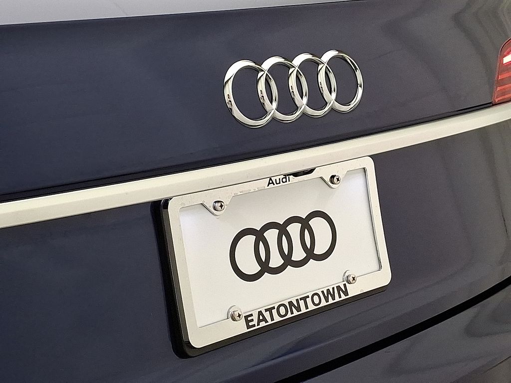 Thumbnail: 2022 Audi Q5 - 30