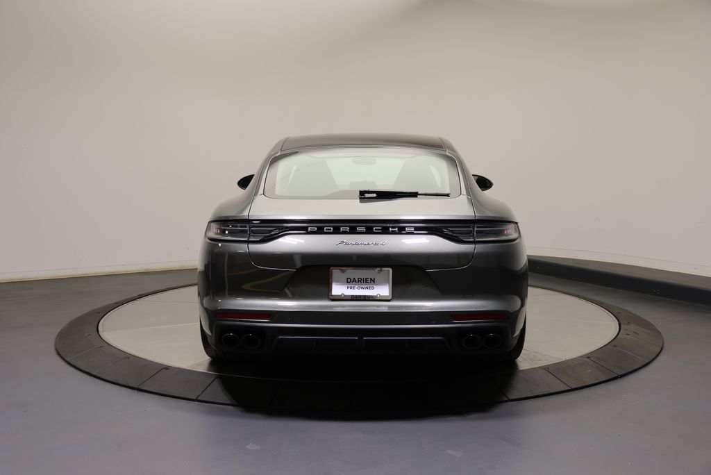Thumbnail: 2022 Porsche Panamera - 4