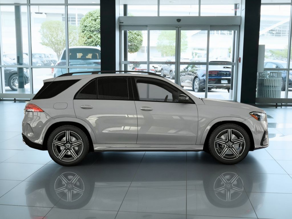 Thumbnail: 2026 Mercedes-Benz GLE - 2