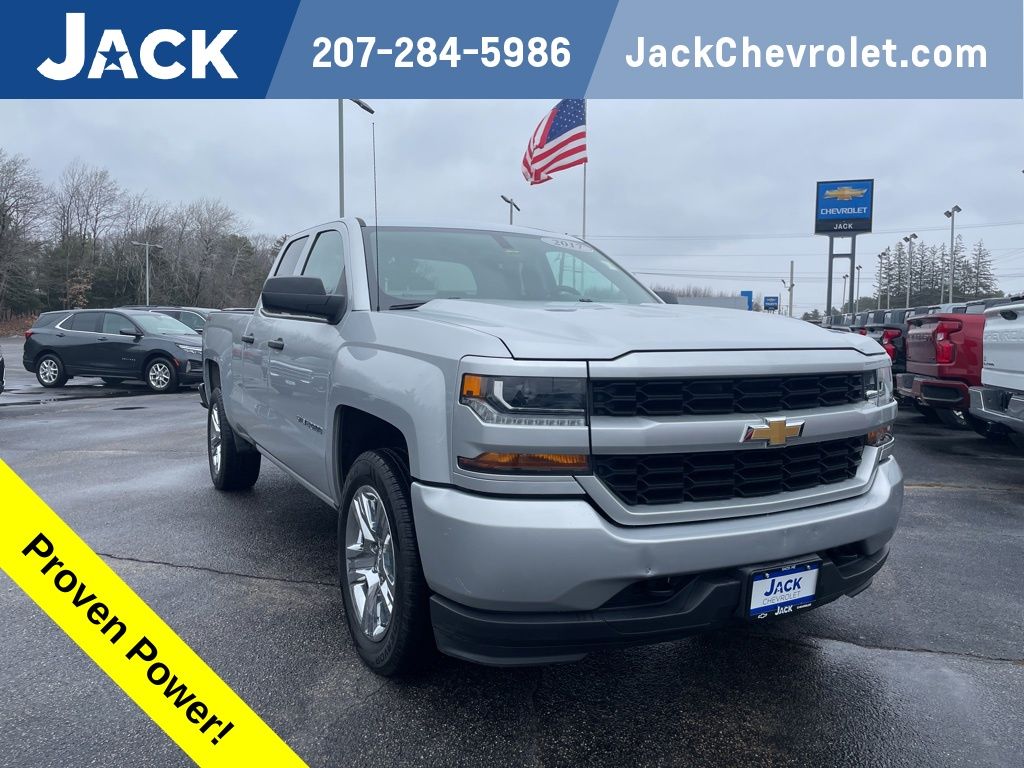 Silver Ice Metallic 2017 Chevrolet Silverado 1500 Custom Double Cab 4WD Pickup Truck Four-Wheel Drive 6-Speed Automatic Overdrive