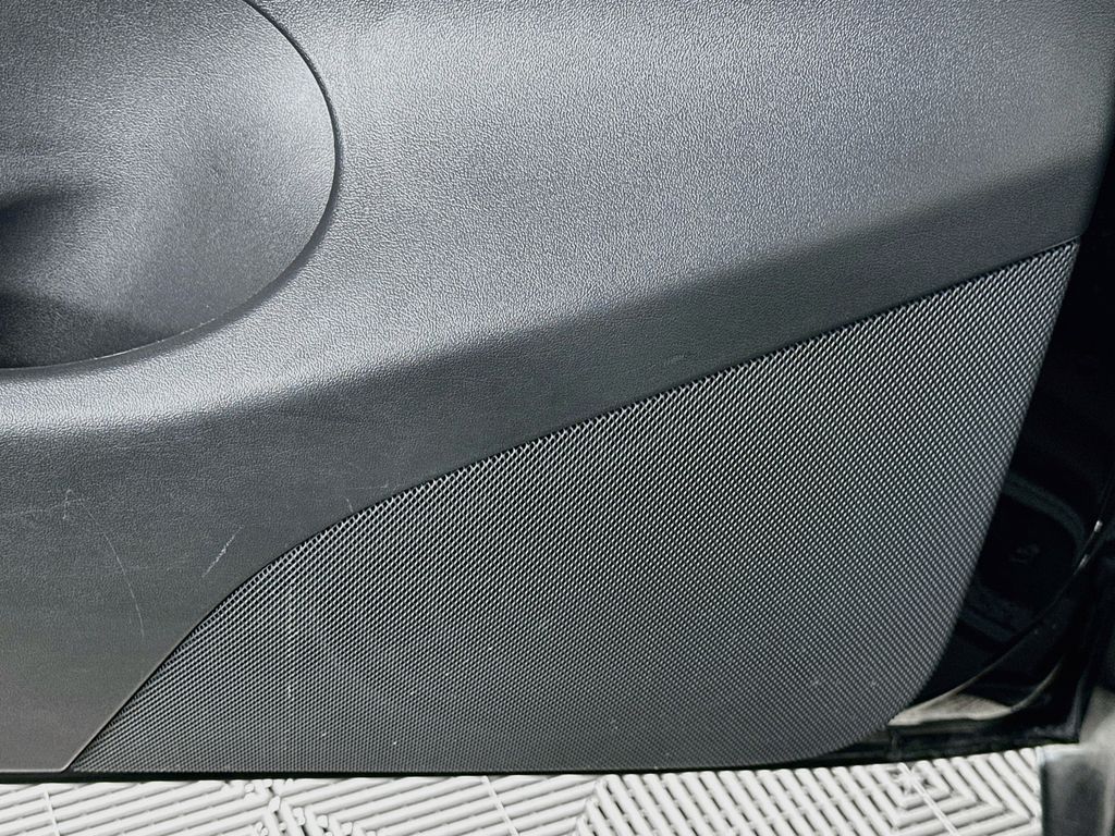 Thumbnail: 2022 Tesla Model Y - 19