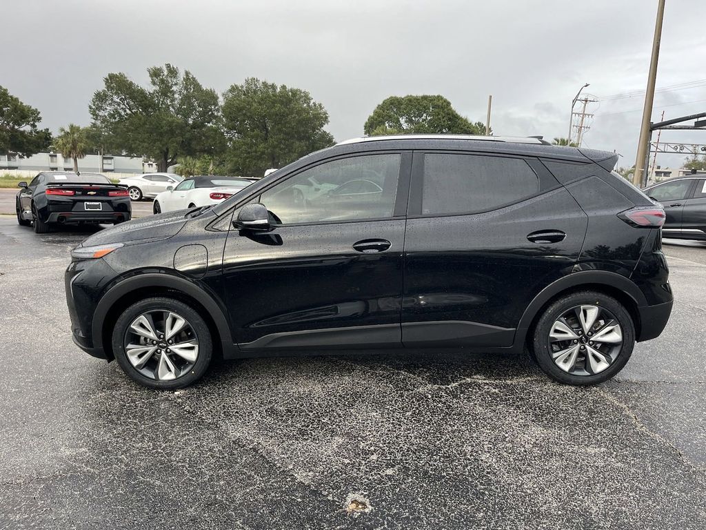 2022 Chevrolet Bolt EUV LT 8