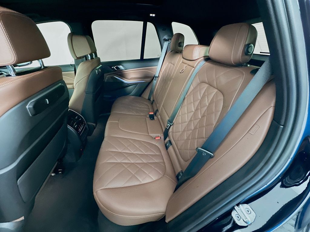 Thumbnail: 2024 BMW X5 - 24