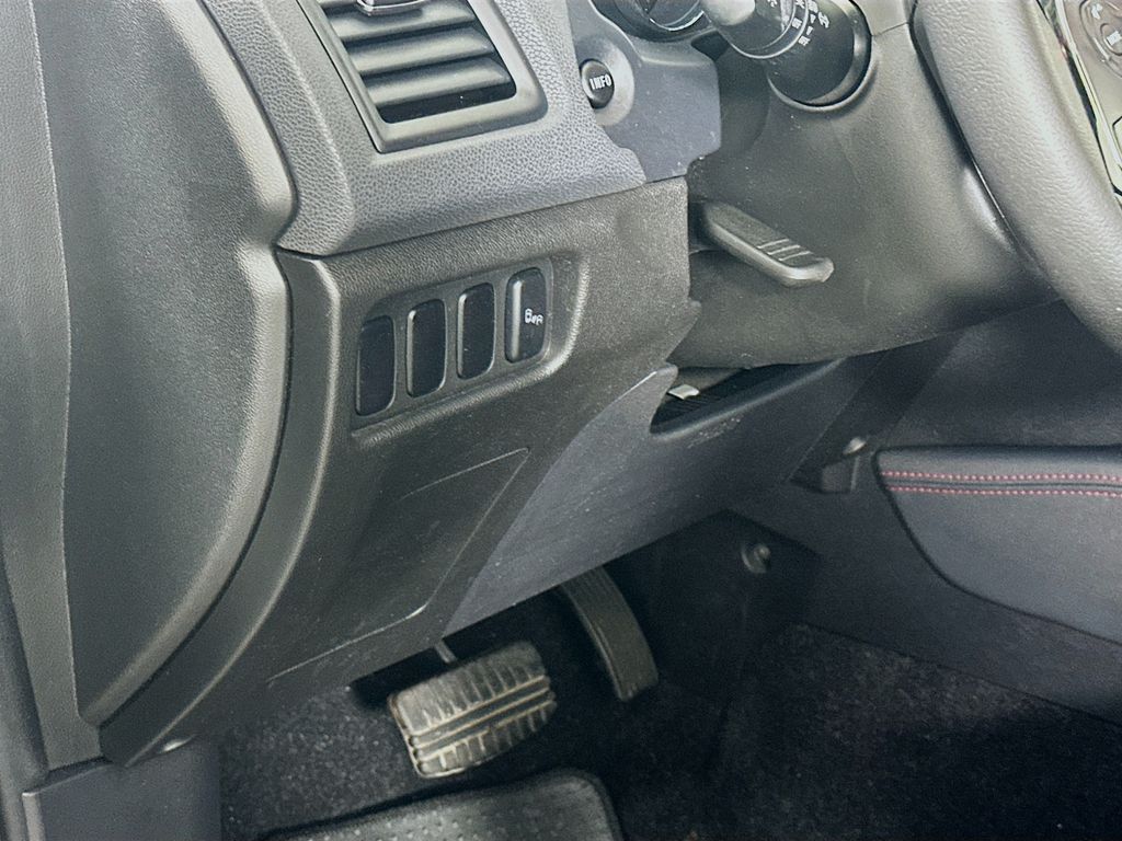 Thumbnail: 2019 Mitsubishi Outlander Sport - 10