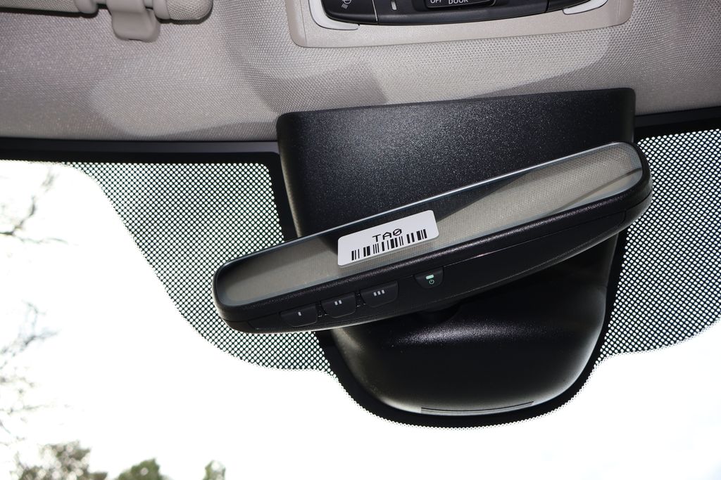 2025 Honda Pilot Touring 22