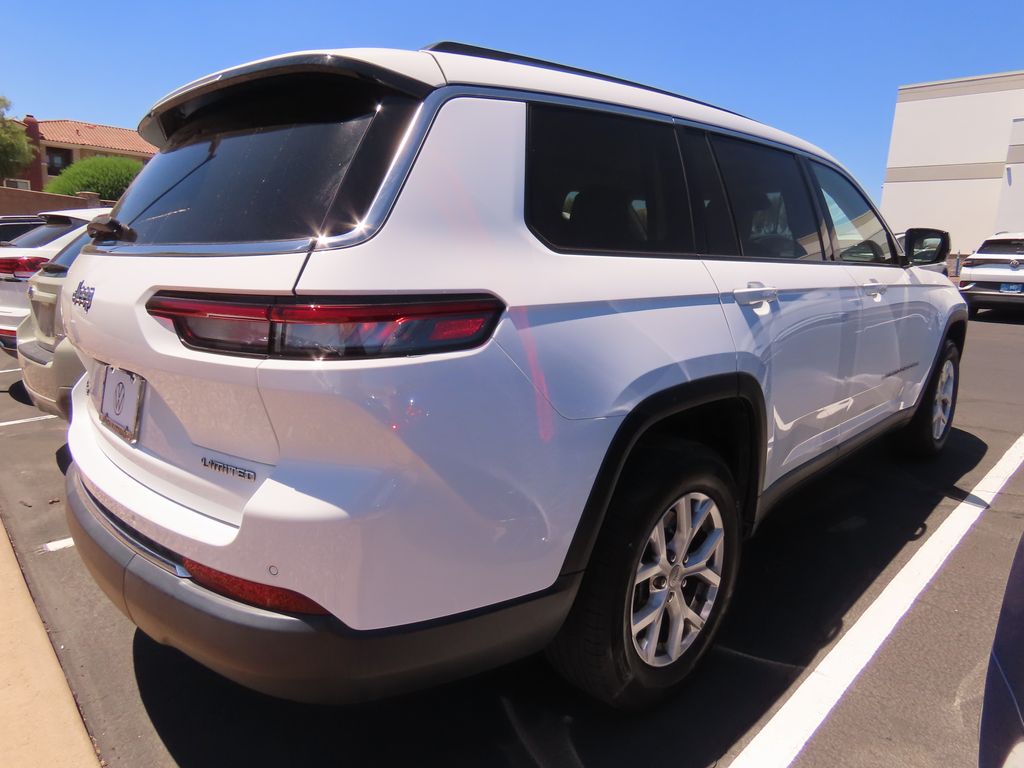 Thumbnail: 2021 Jeep Grand Cherokee L - 3