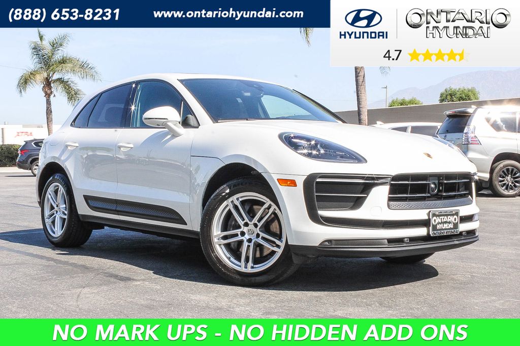2024 Porsche Macan Base