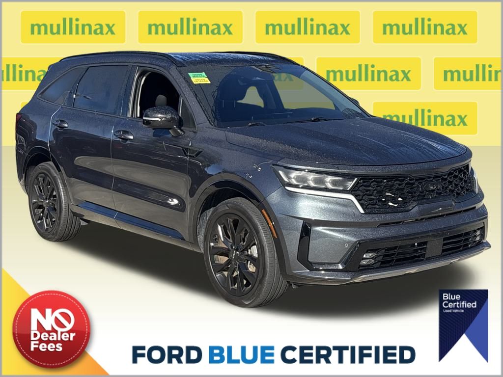 2022 Kia Sorento SX's photo