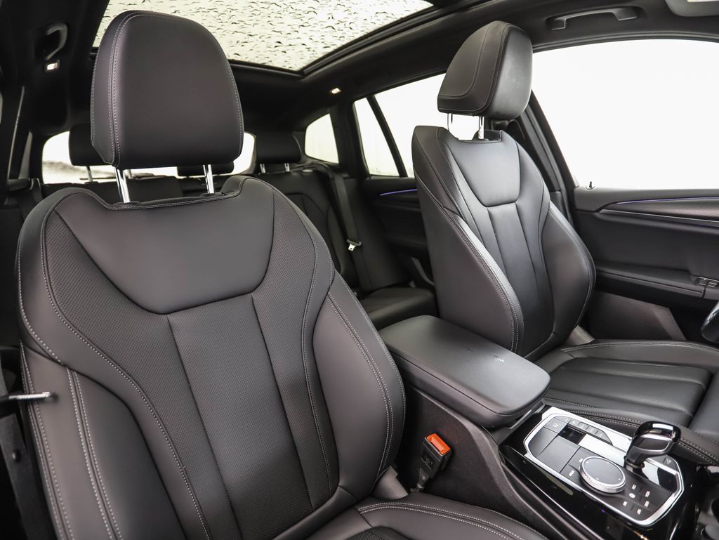 Thumbnail: 2022 BMW X3 - 32