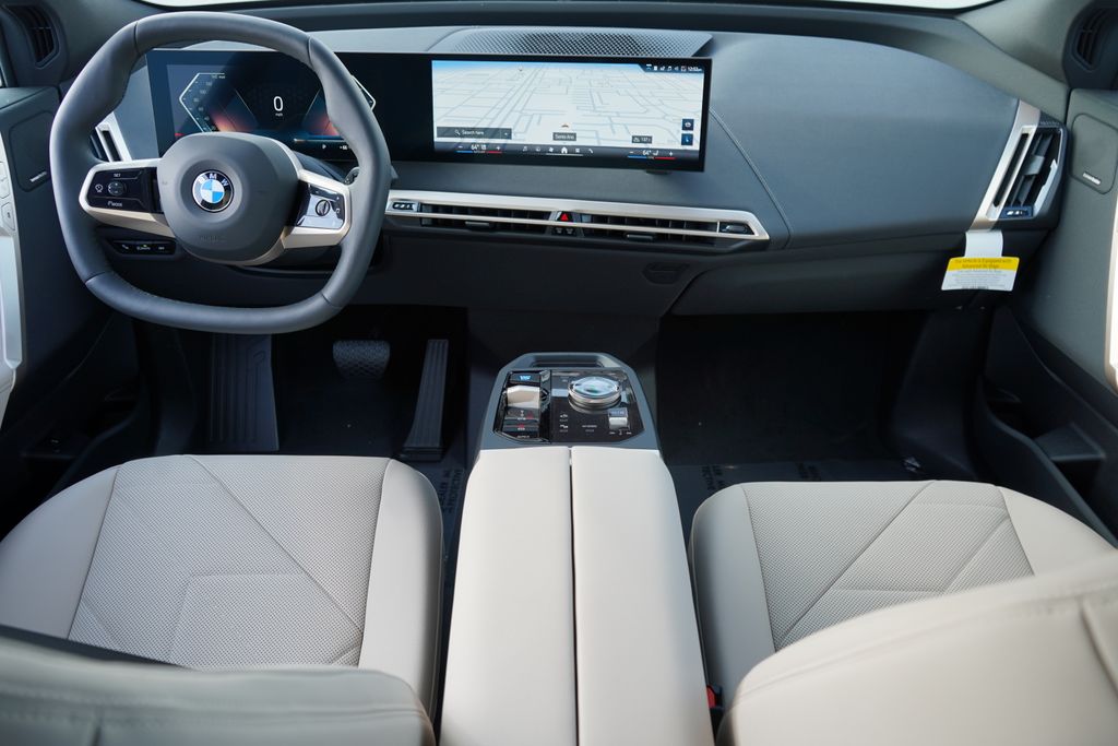 Thumbnail: 2026 BMW iX - 13