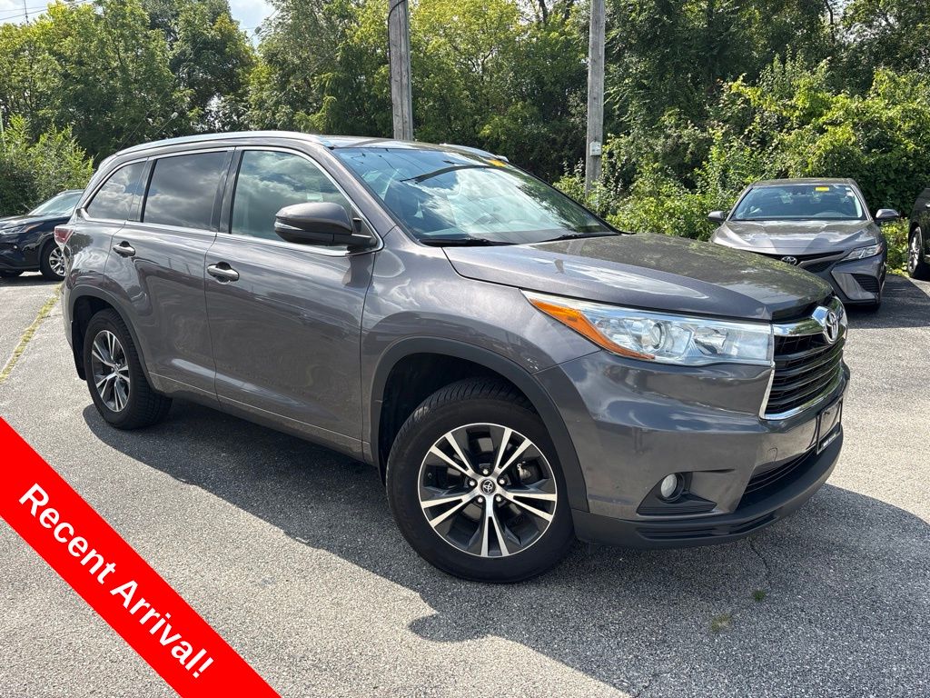 2016 Toyota Highlander