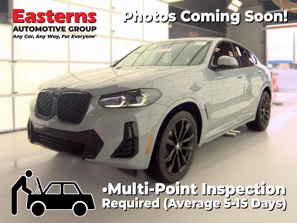 2023 BMW X4 xDrive30i's photo