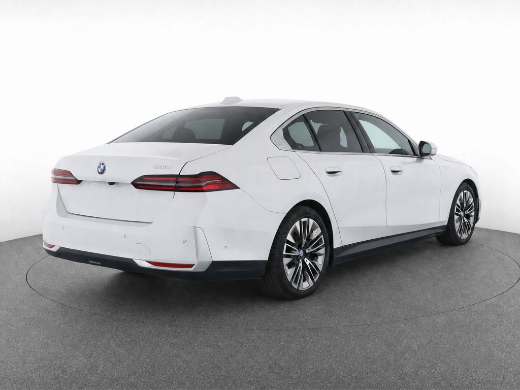Thumbnail: 2026 BMW 5 Series - 31