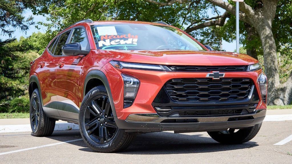 Used 2024 Chevrolet Trax ACTIV 4D Sport Utility