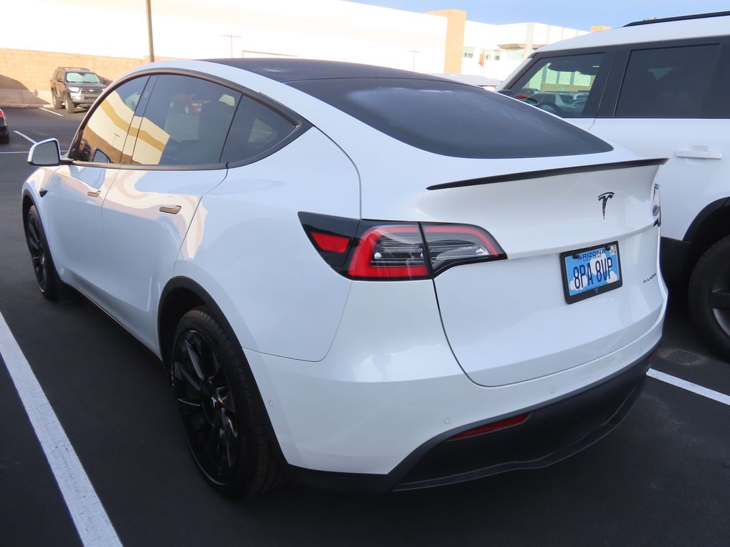 Thumbnail: 2021 Tesla Model Y - 3