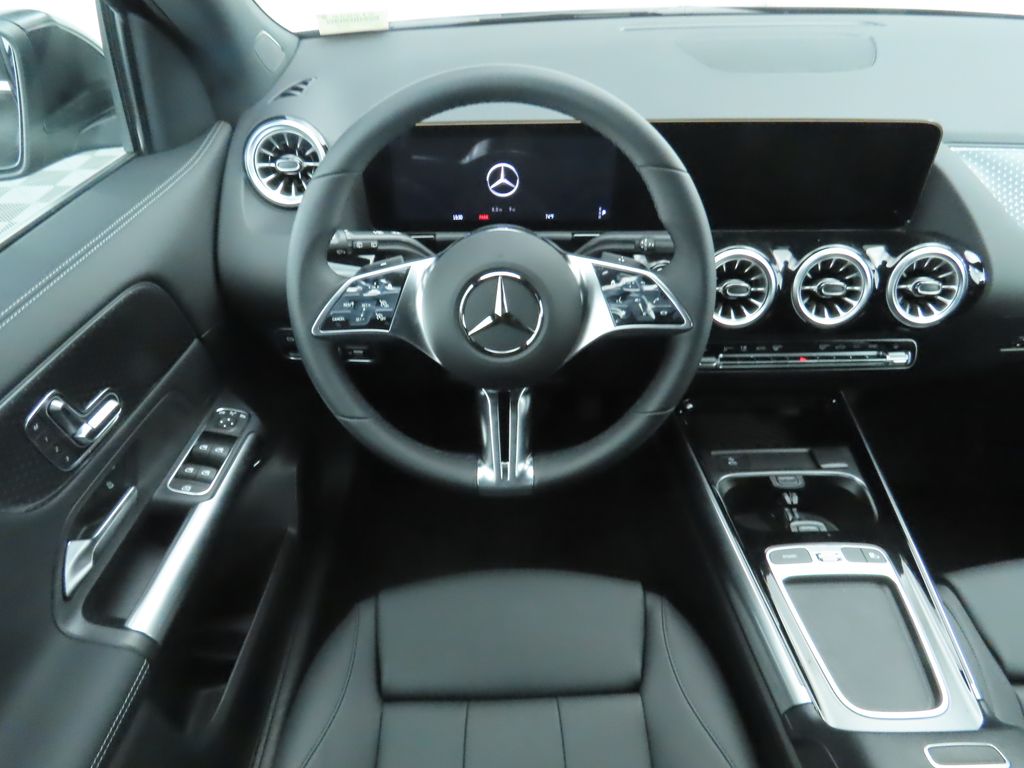 Thumbnail: 2025 Mercedes-Benz GLA - 11