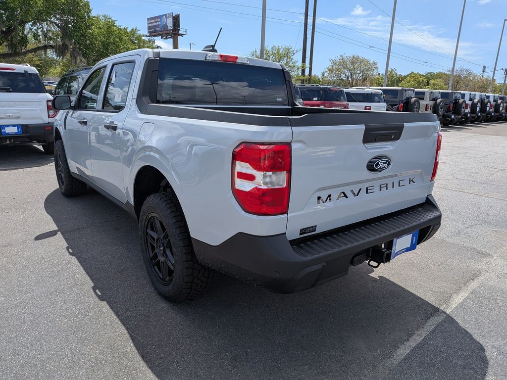 2025 Ford Maverick XL