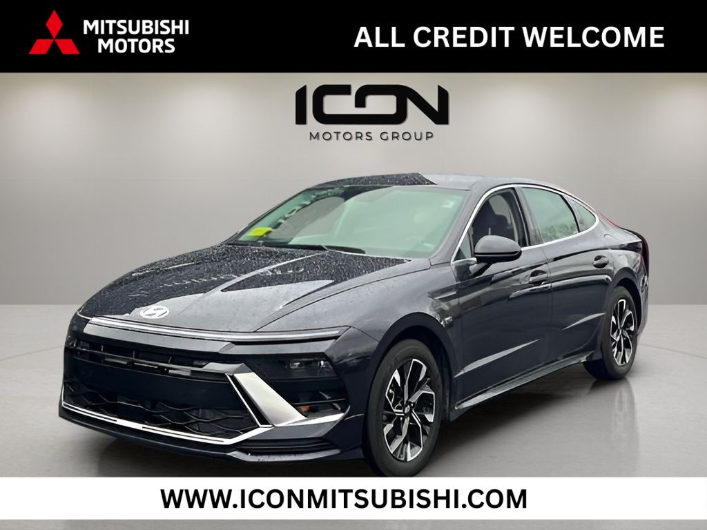 Carbon Blue 2025 Hyundai Sonata Sedan Front-Wheel Drive Automatic