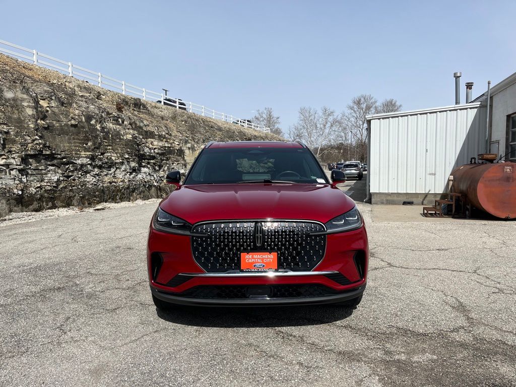 View vehicle photo 7