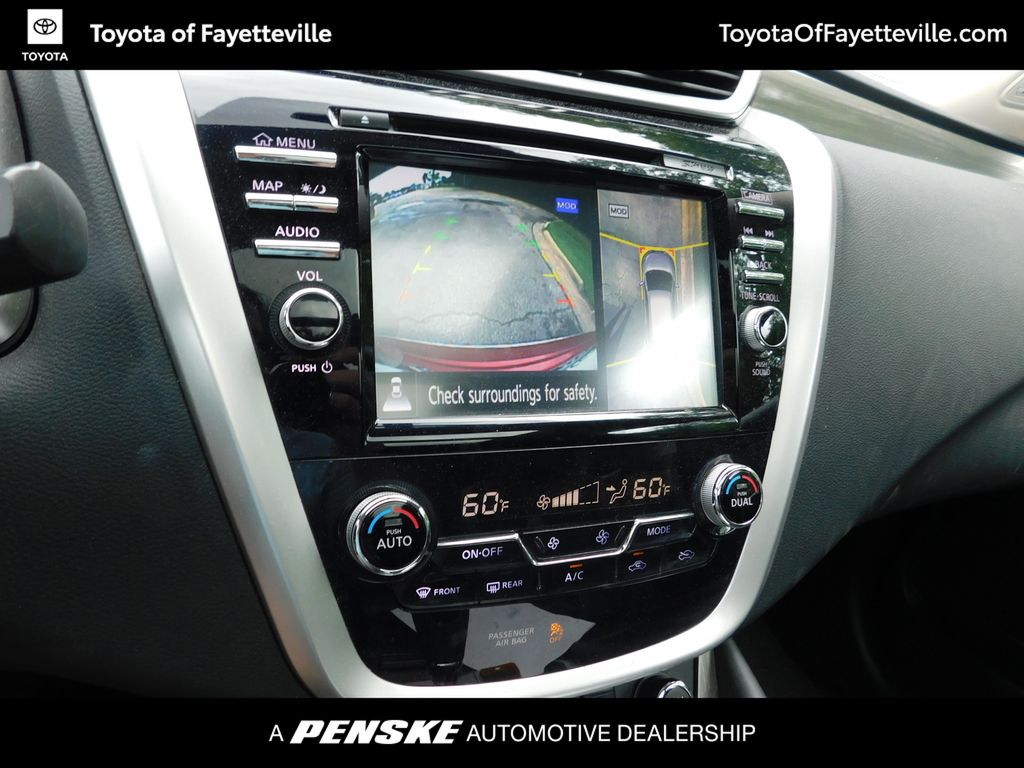 2015 Nissan Murano SL 11