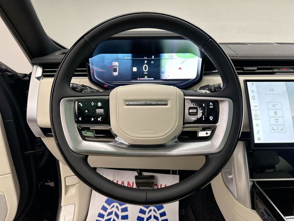 Thumbnail: 2025 Land Rover Range Rover - 19