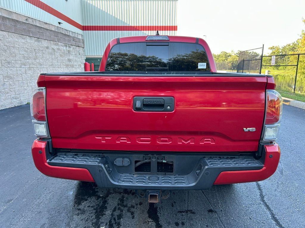 Thumbnail: 2020 Toyota Tacoma - 4