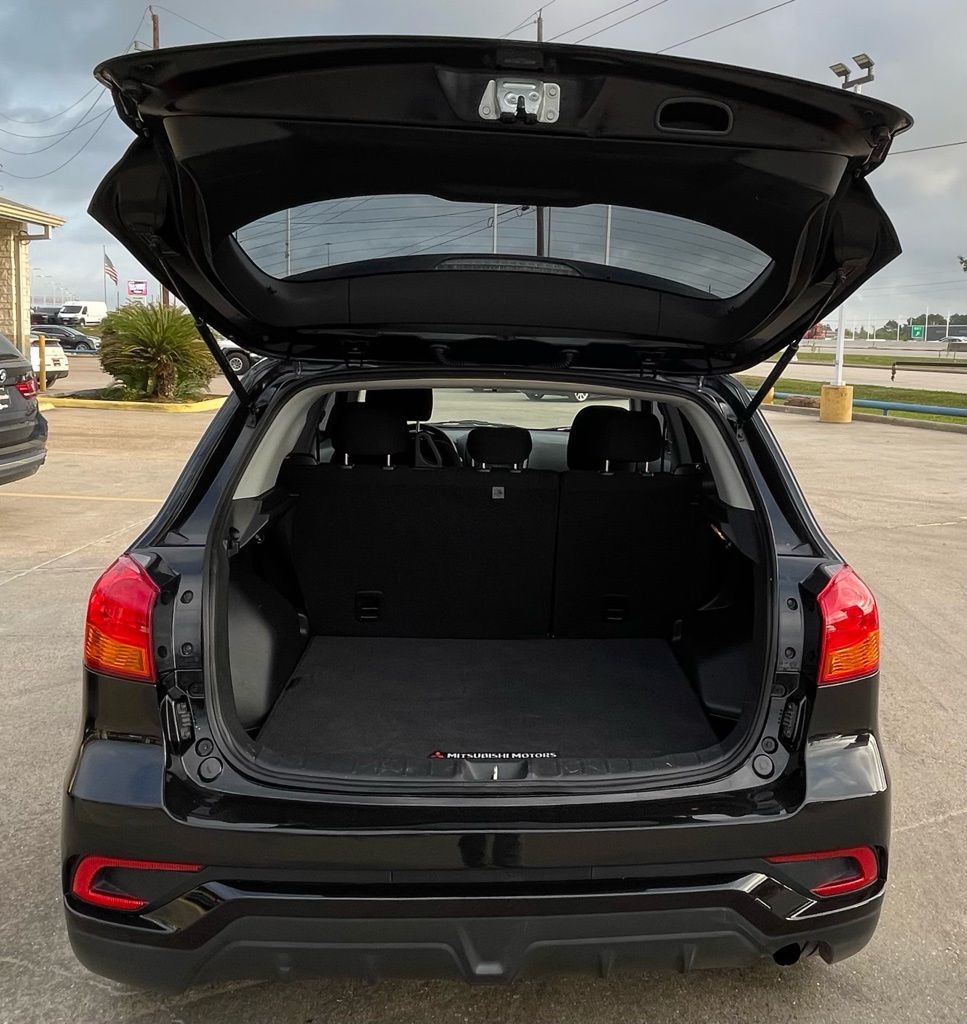 2019 Mitsubishi Outlander Sport 2.0 ES - 10
