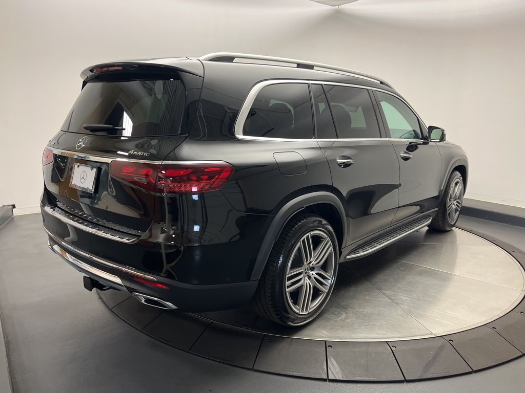 Thumbnail: 2025 Mercedes-Benz GLS - 7