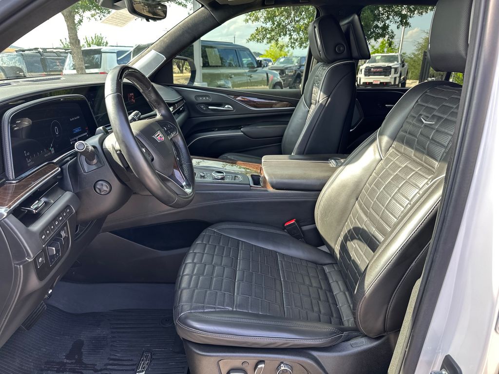 Used Car 2021 Cadillac Escalade  Sport Platinum For Sale Under $70,000 In Austin, Texas